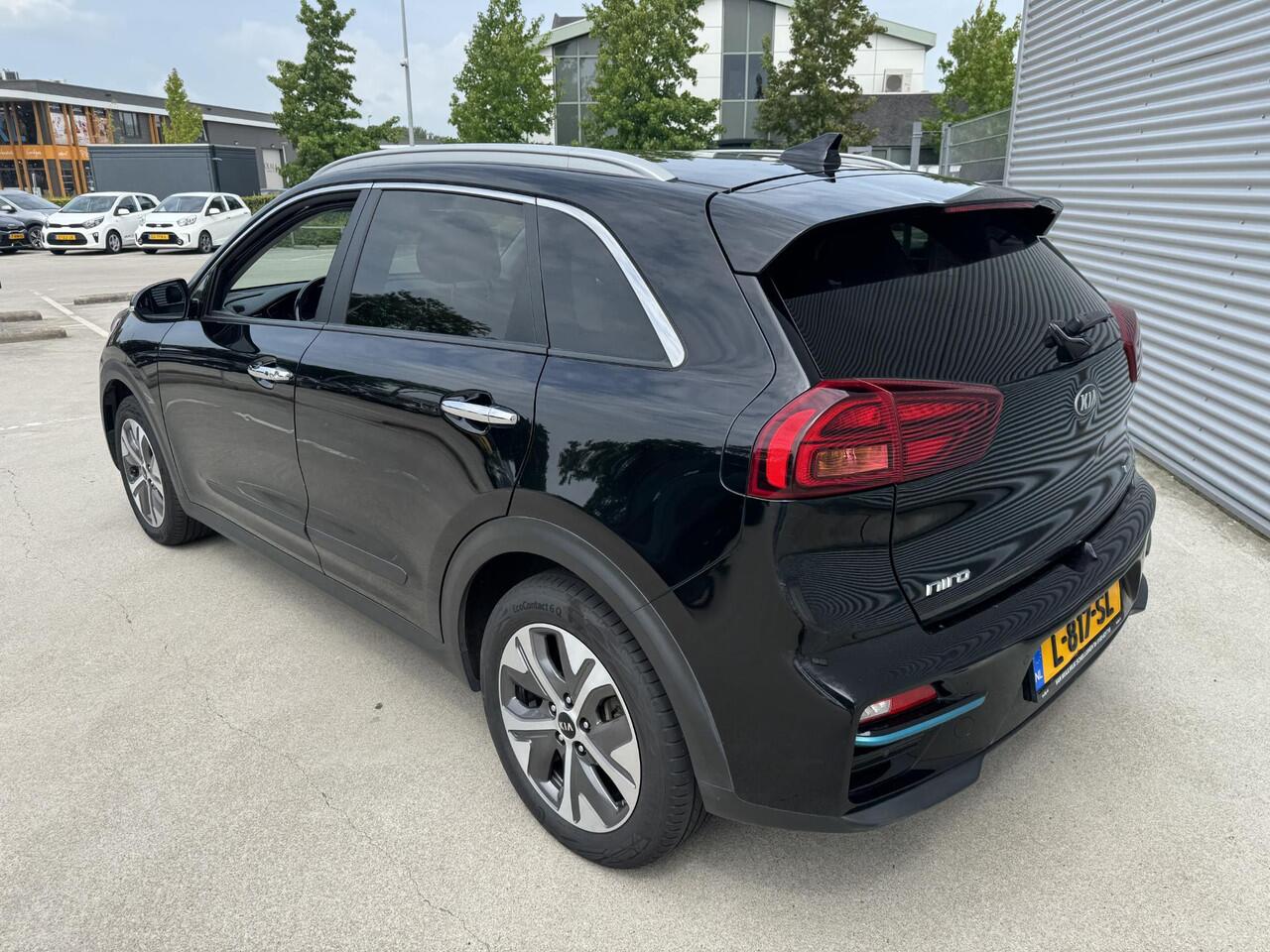 KIA e-Niro ExecutiveLine 64 kWh Sunroof | Stoelkoeling & Stoelverw.+ Stuurverw.