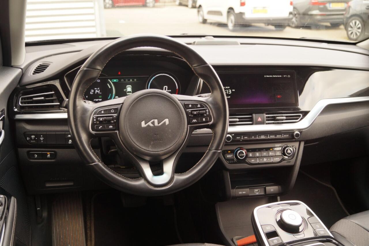 KIA e-Niro DynamicLine 39kWh -SOH94%-NAVI-ECC-CAM-PDC-