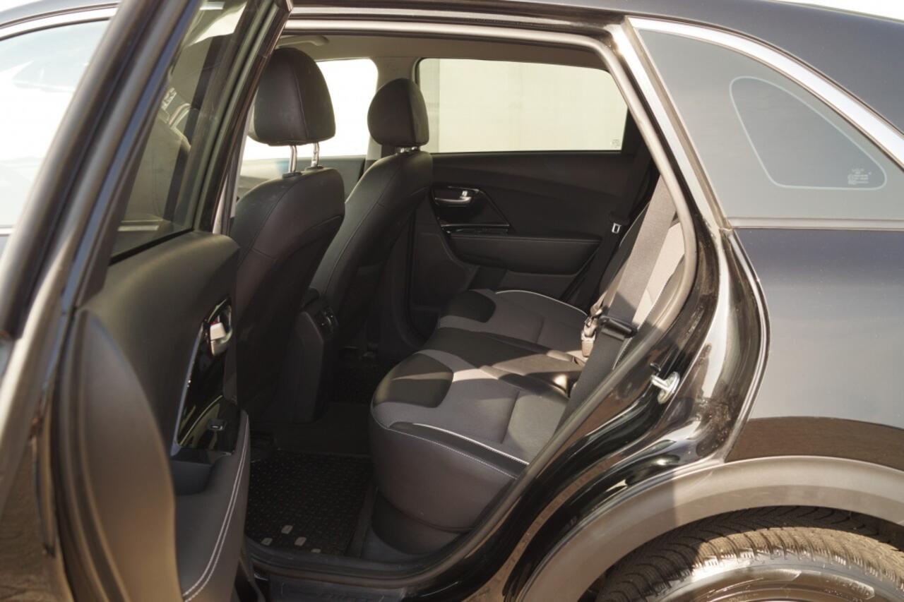 KIA e-Niro DynamicLine 64kWh -NAVI-ECC-CAM-