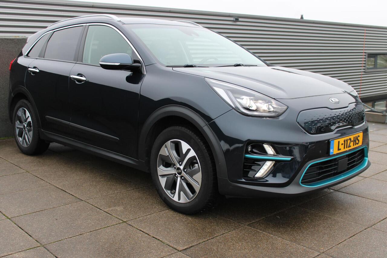 KIA e-Niro DynamicPlusLine 64 kWh Navigatie / Stuur+Stoel verwarming / Camera