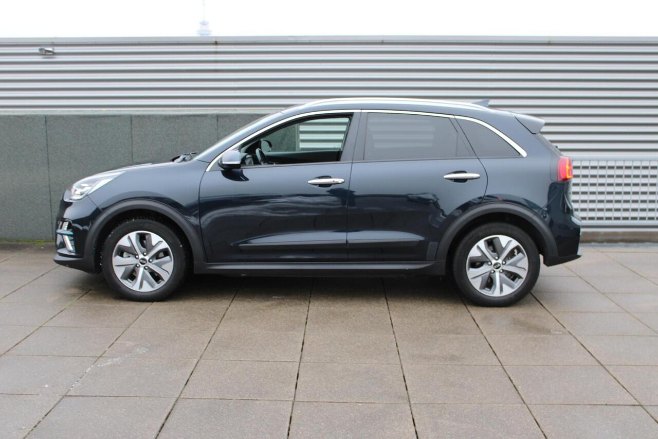 KIA e-Niro DynamicPlusLine 64 kWh Navigatie / Stuur+Stoel verwarming / Camera
