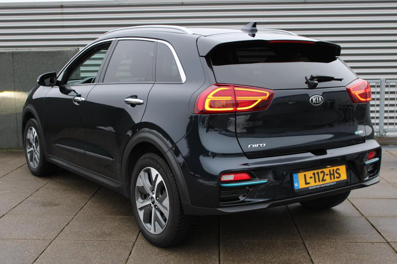 KIA e-Niro DynamicPlusLine 64 kWh Navigatie / Stuur+Stoel verwarming / Camera