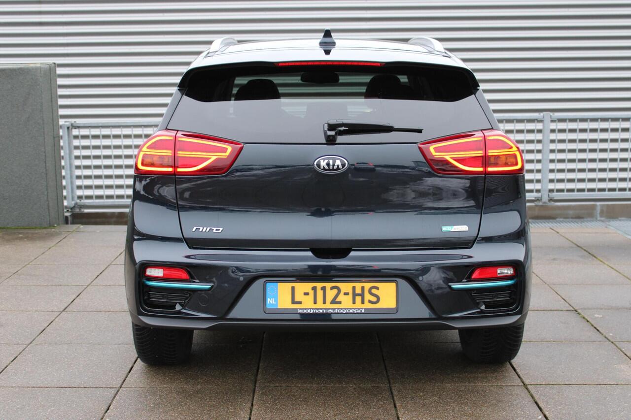 KIA e-Niro DynamicPlusLine 64 kWh Navigatie / Stuur+Stoel verwarming / Camera