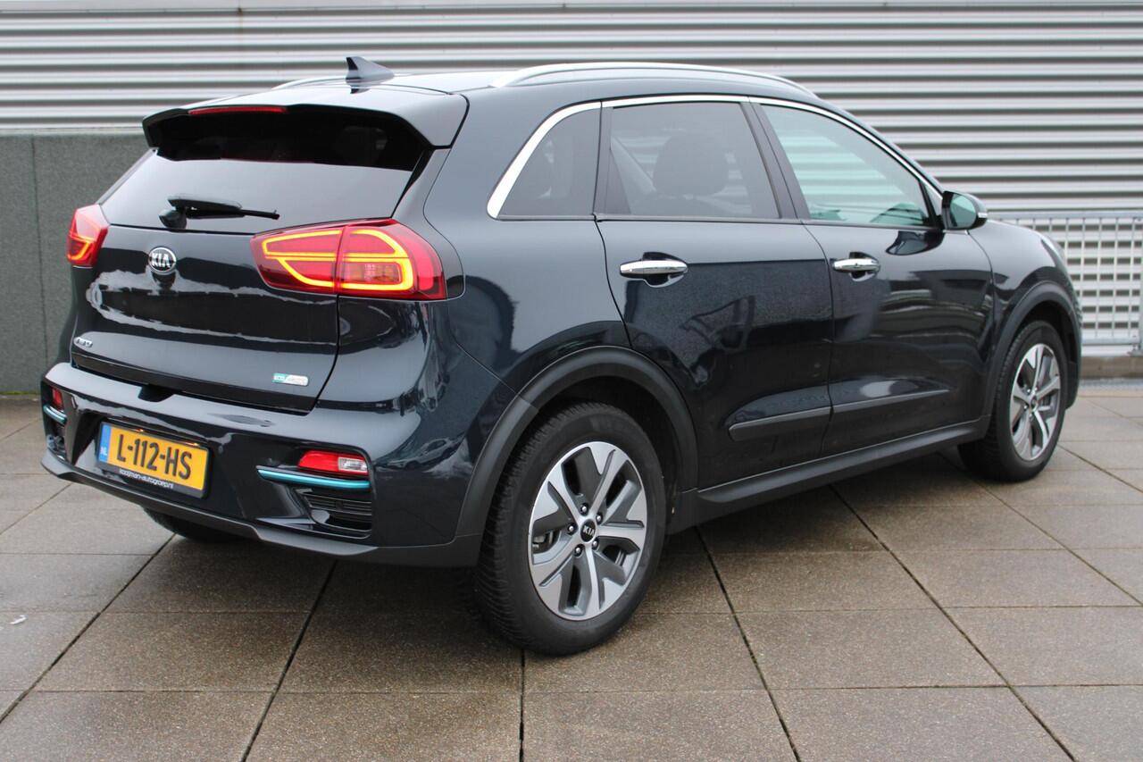KIA e-Niro DynamicPlusLine 64 kWh Navigatie / Stuur+Stoel verwarming / Camera
