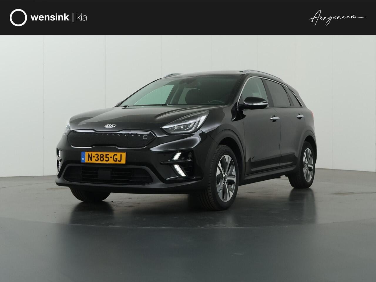 KIA e-Niro DynamicPlusLine 64 kWh | Trekhaak | Panoramadak | Stoel/Stuurwielverwarming | Adaptieve Cruise Control | Keyless Go | LED Koplampen |
