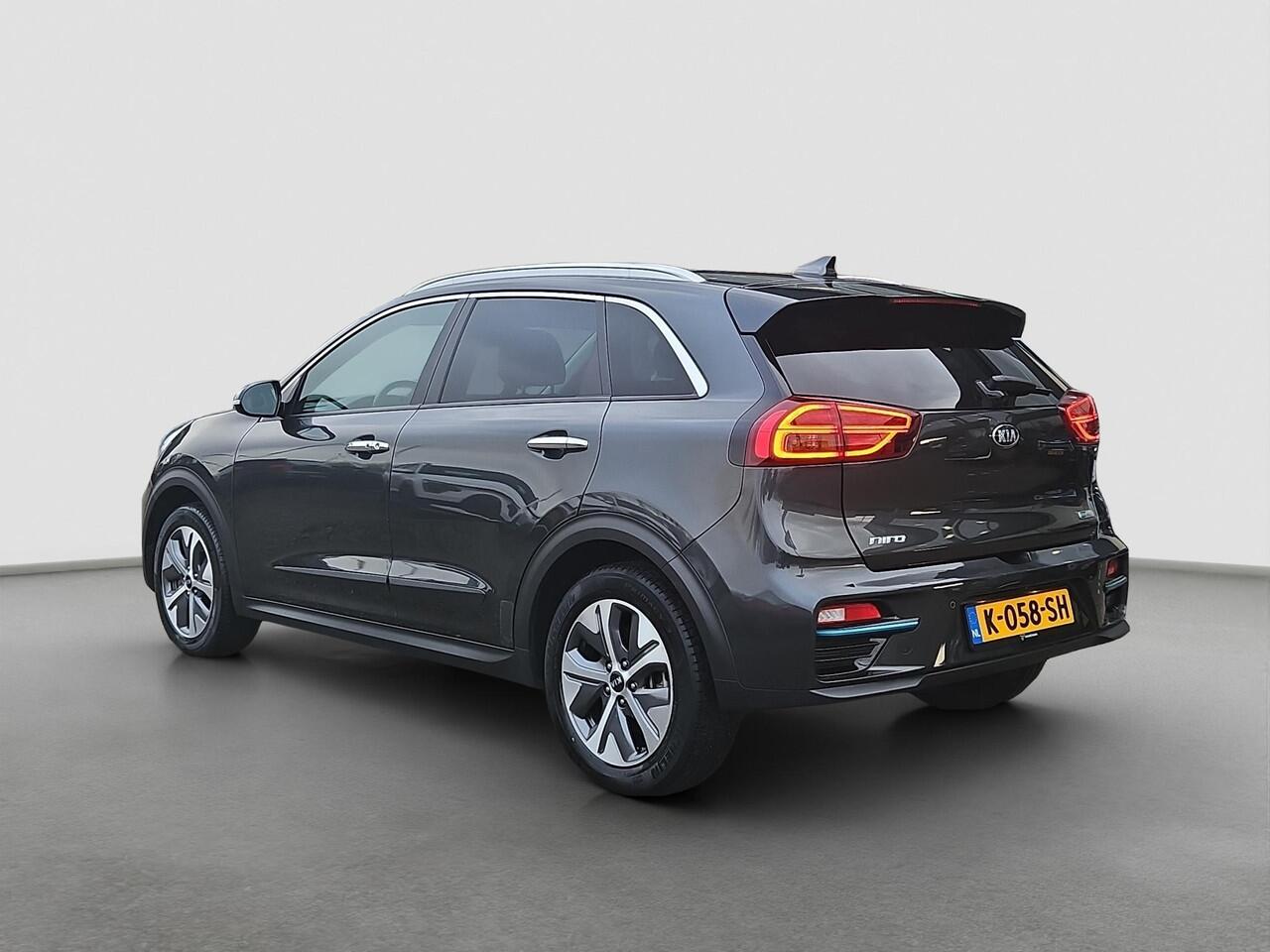 KIA e-Niro ExecutiveLine 64 kWh | Full Option | Leder | Stoelverwarming & Verkoeling | JBL | Memory Seats |
