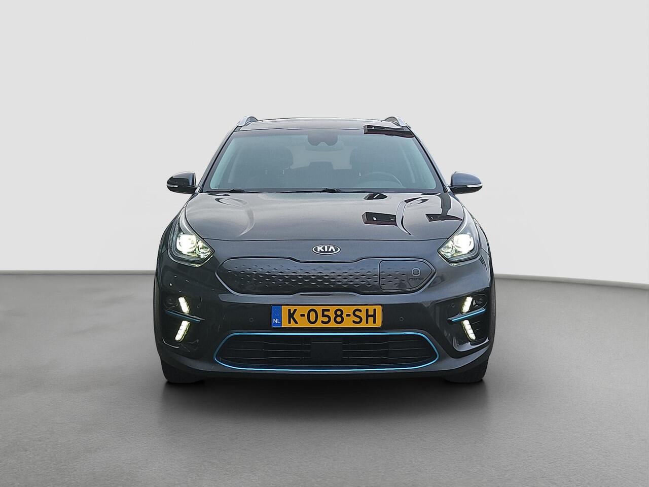KIA e-Niro ExecutiveLine 64 kWh | Full Option | Leder | Stoelverwarming & Verkoeling | JBL | Memory Seats |