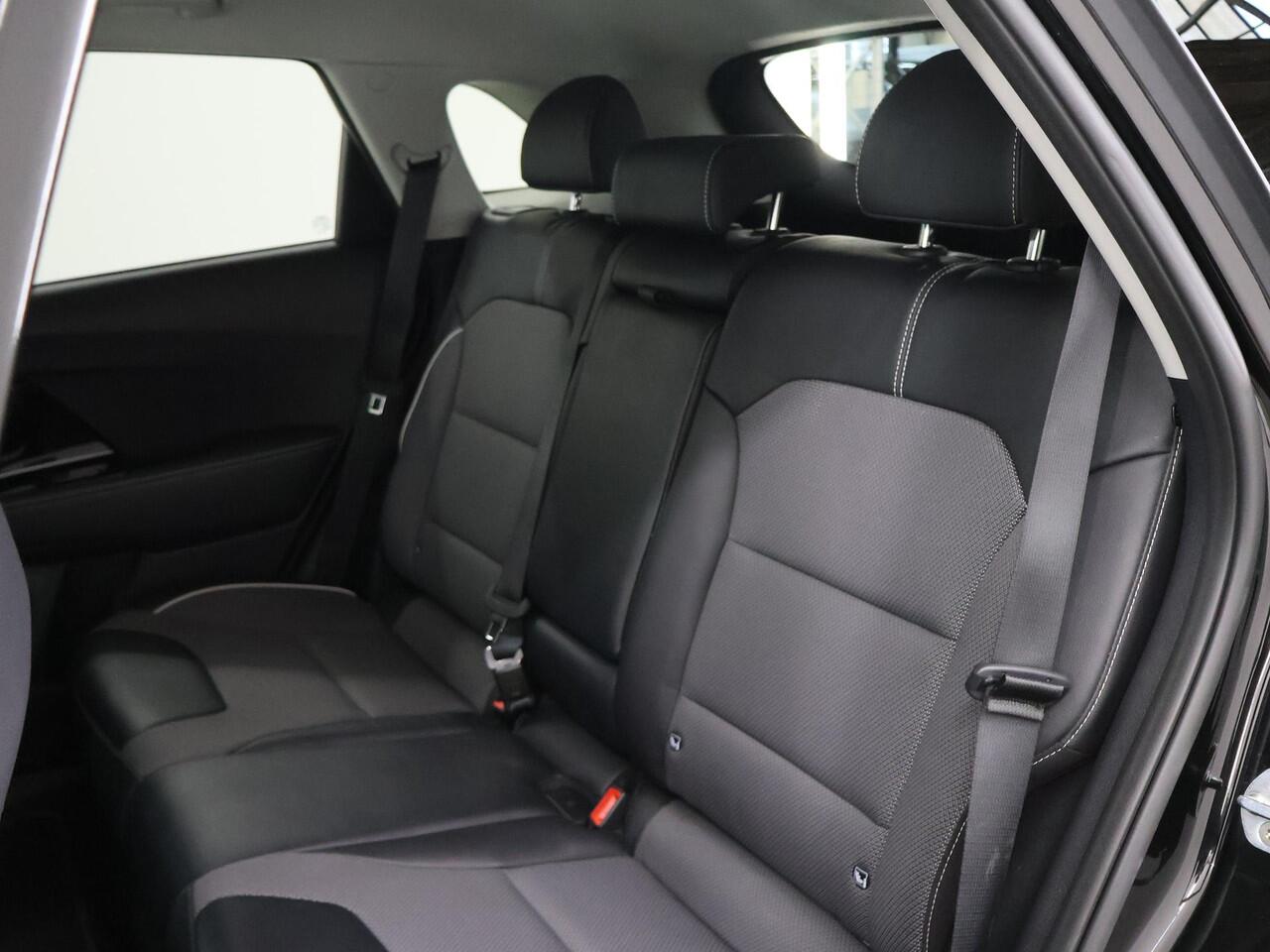 KIA e-Niro DynamicPlusLine 64 kWh | Panoramadak | Stoel/Stuurwielverwarming | Adaptieve Cruise Control | Keyless Go | LED Koplampen |