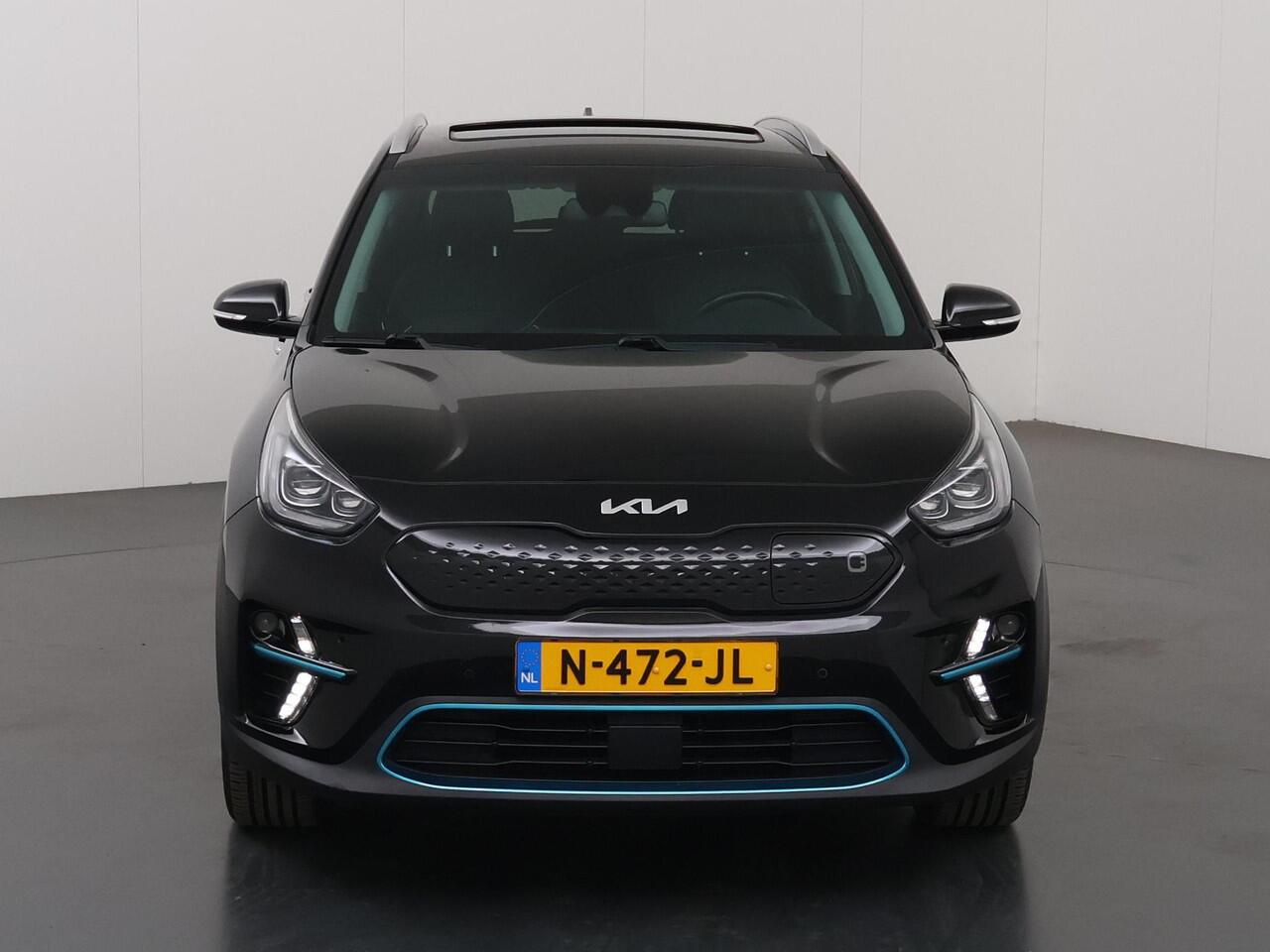 KIA e-Niro DynamicPlusLine 64 kWh | Panoramadak | Stoel/Stuurwielverwarming | Adaptieve Cruise Control | Keyless Go | LED Koplampen |
