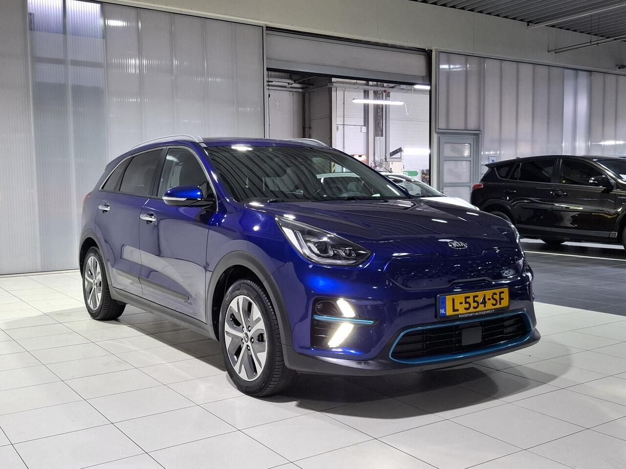 KIA e-Niro ExecutiveLine 64 kWh Trekhaak, Stoel en stuur verwarming, Apple Carplay/Android Auto, Navigatie, Camera.