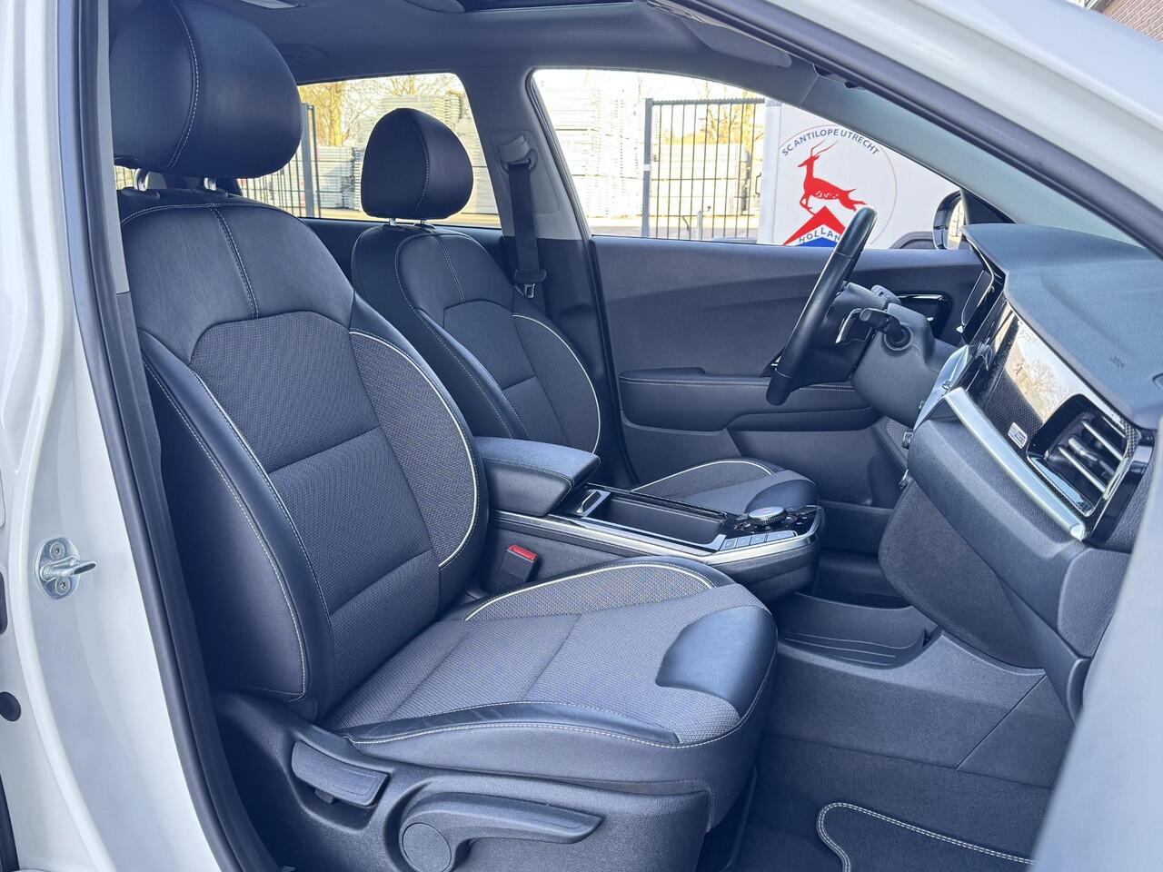 KIA e-Niro DYNAMICPLUSLINE 64 KWH I TREKHAAK I 100% SOH I 3-FASE I APPLE CARPLAY I P-CAMERA I ADAPTIVE CRUISE CONTROL