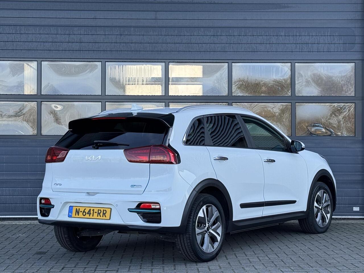 KIA e-Niro DYNAMICPLUSLINE 64 KWH I TREKHAAK I 100% SOH I 3-FASE I APPLE CARPLAY I P-CAMERA I ADAPTIVE CRUISE CONTROL