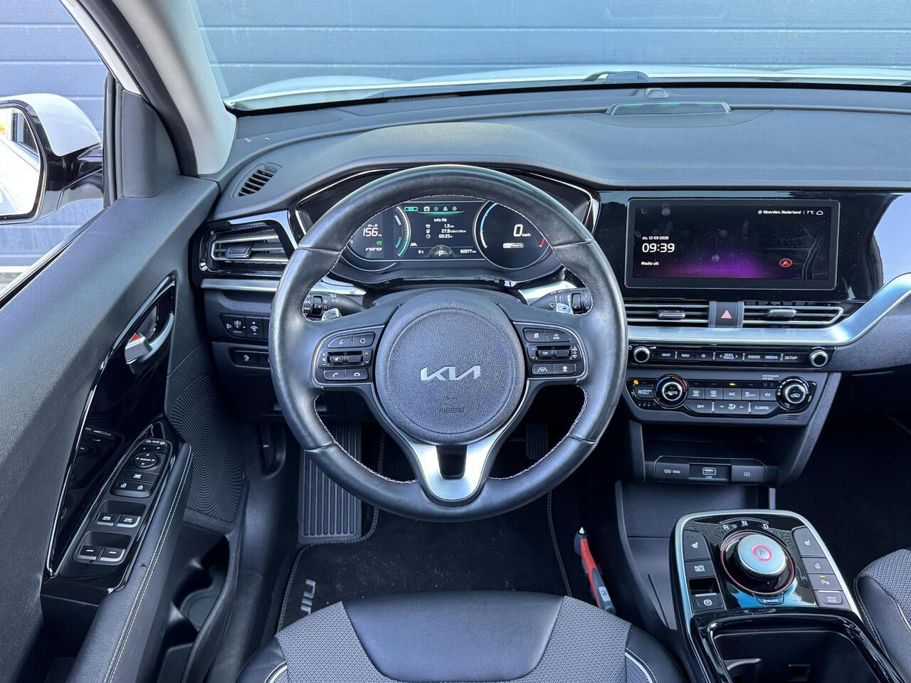 KIA e-Niro DYNAMICPLUSLINE 64 KWH I TREKHAAK I 100% SOH I 3-FASE I APPLE CARPLAY I P-CAMERA I ADAPTIVE CRUISE CONTROL