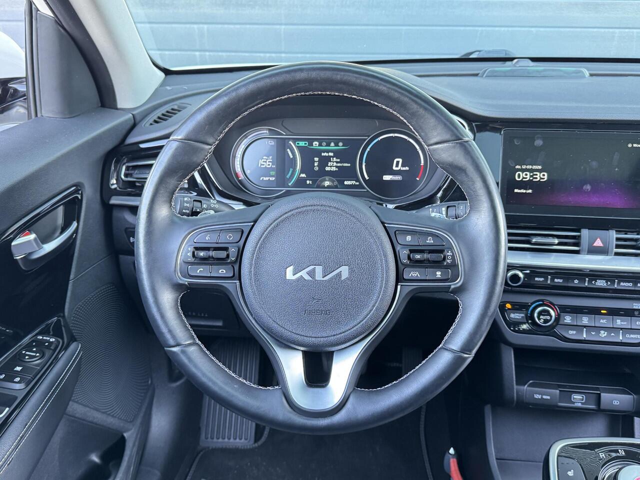 KIA e-Niro DYNAMICPLUSLINE 64 KWH I TREKHAAK I 100% SOH I 3-FASE I APPLE CARPLAY I P-CAMERA I ADAPTIVE CRUISE CONTROL