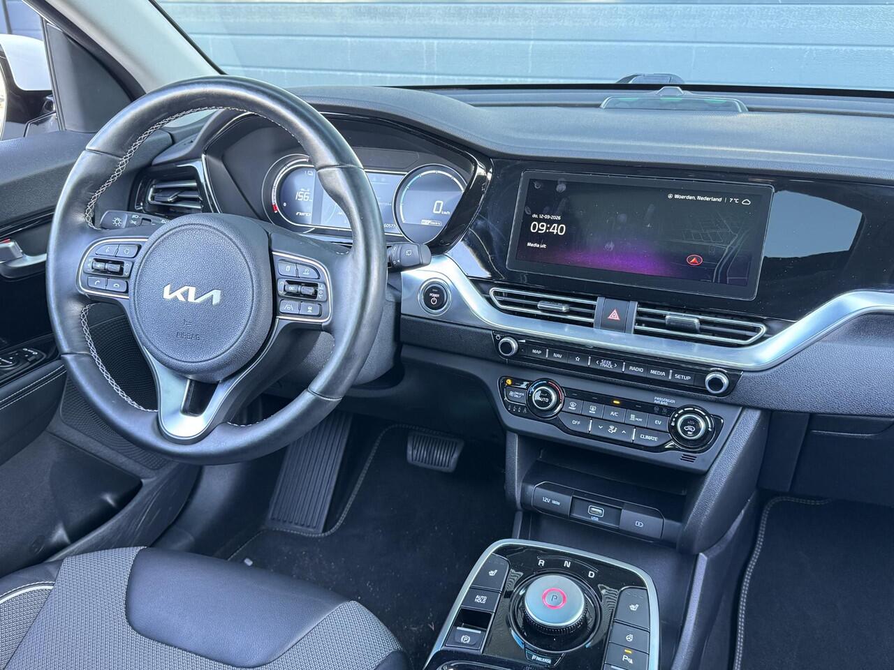 KIA e-Niro DYNAMICPLUSLINE 64 KWH I TREKHAAK I 100% SOH I 3-FASE I APPLE CARPLAY I P-CAMERA I ADAPTIVE CRUISE CONTROL