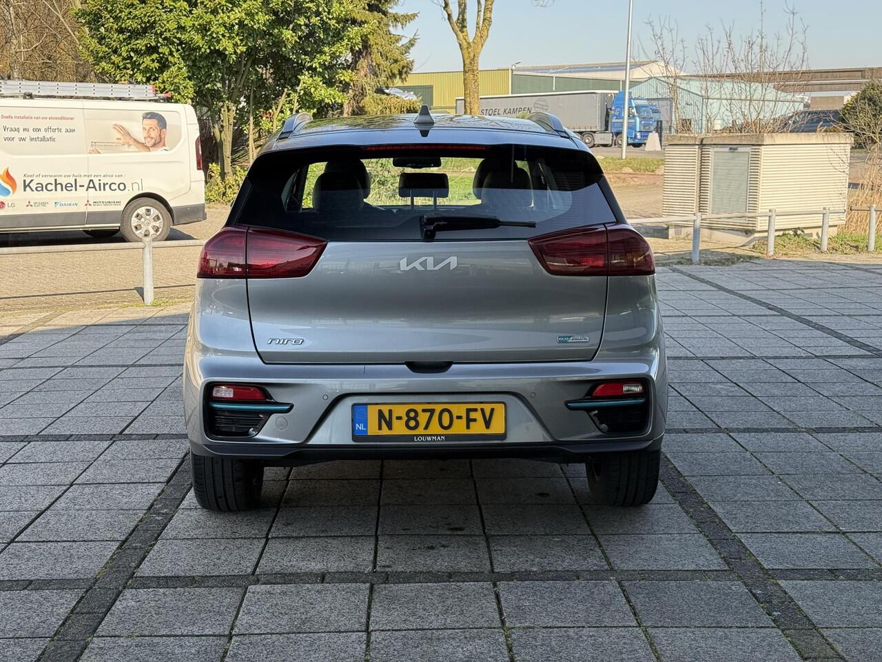 KIA e-Niro Aut. DynamicLine 64 kWh 3-Phase | SoH 100%| Navi | Camera | LED |