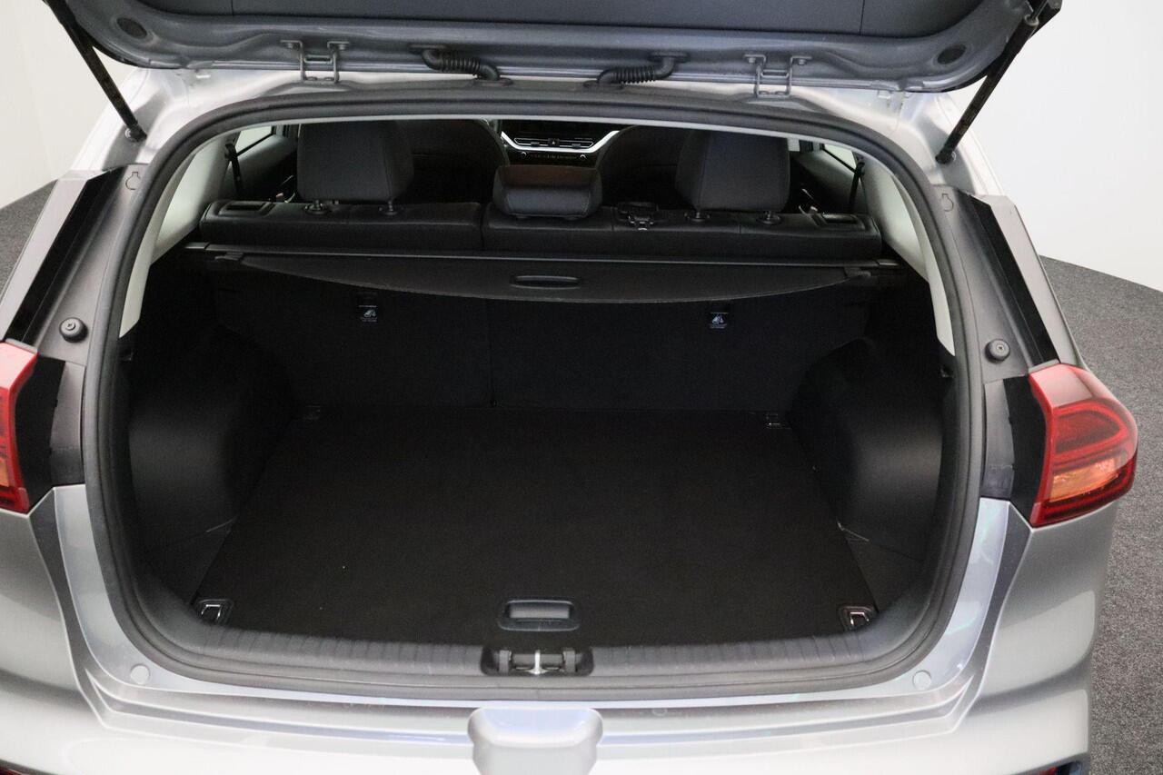 KIA e-Niro Edition 64 kWh 2022 | Navigatie | Camera | Carplay | DAB Radio | Stuurwiel Bediening | Cruise Control | Stoelverwarming | Elektrische Ramen | Achteruitrij Camera | Boekjes