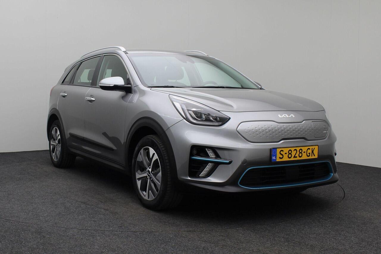 KIA e-Niro Edition 64 kWh 2022 | Navigatie | Camera | Carplay | DAB Radio | Stuurwiel Bediening | Cruise Control | Stoelverwarming | Elektrische Ramen | Achteruitrij Camera | Boekjes