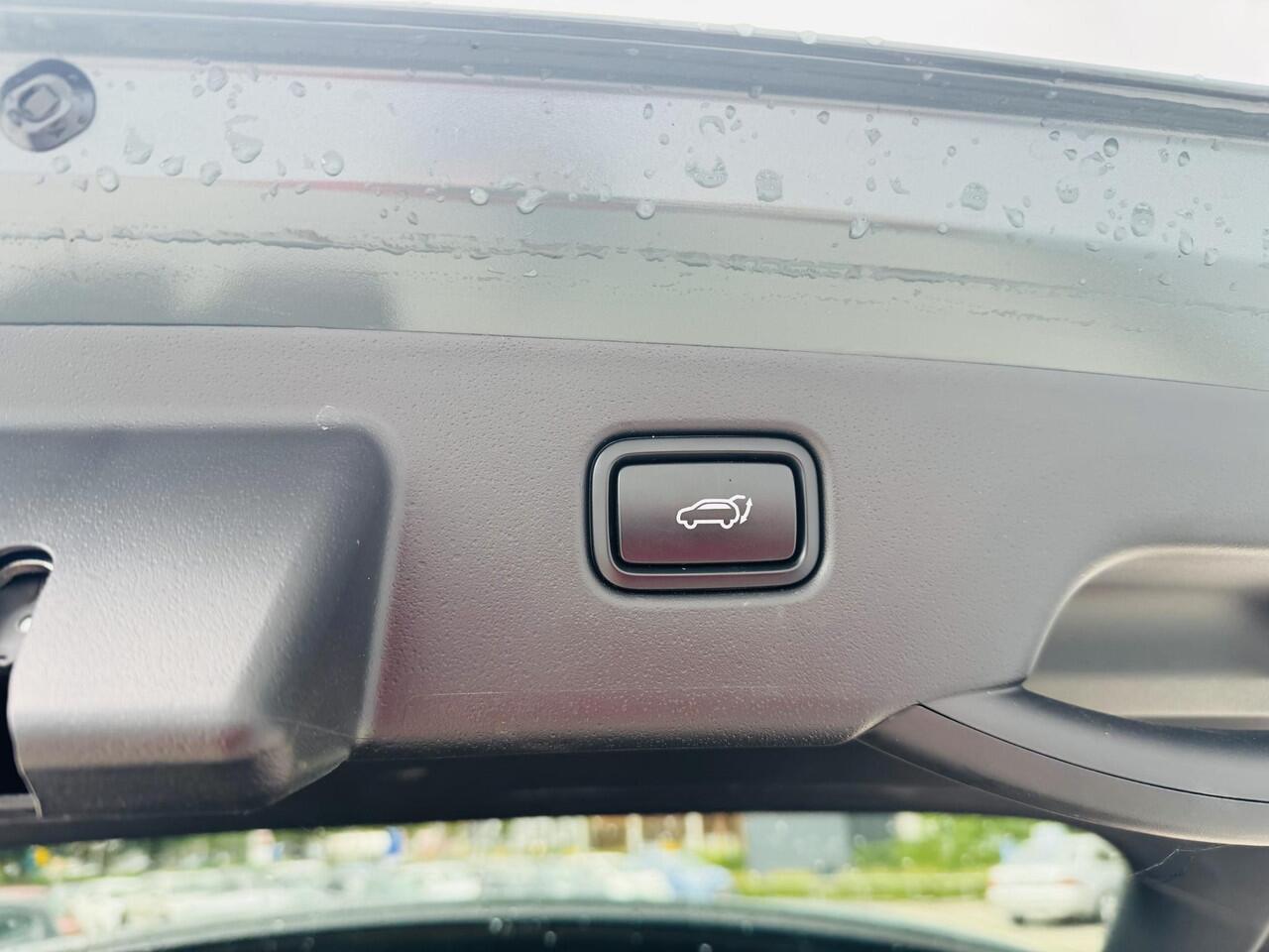 KIA e-Niro EV DynamicPlusLine 64.8 kWh GERESERVEERD ! Trekhaak | NW geleverd & onderhouden