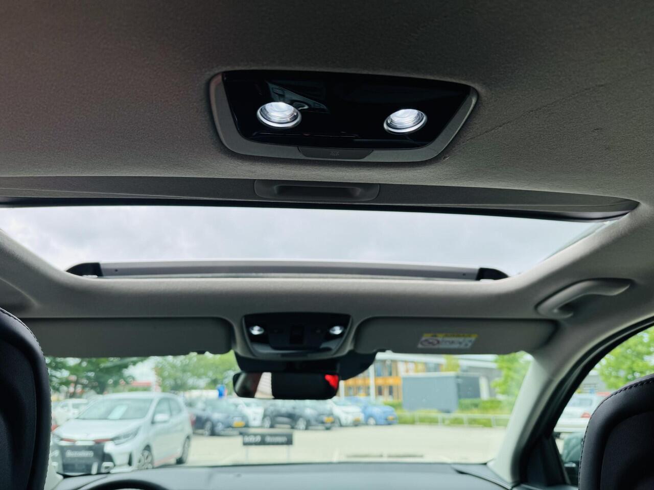 KIA e-Niro EV DynamicPlusLine 64.8 kWh GERESERVEERD ! Trekhaak | NW geleverd & onderhouden