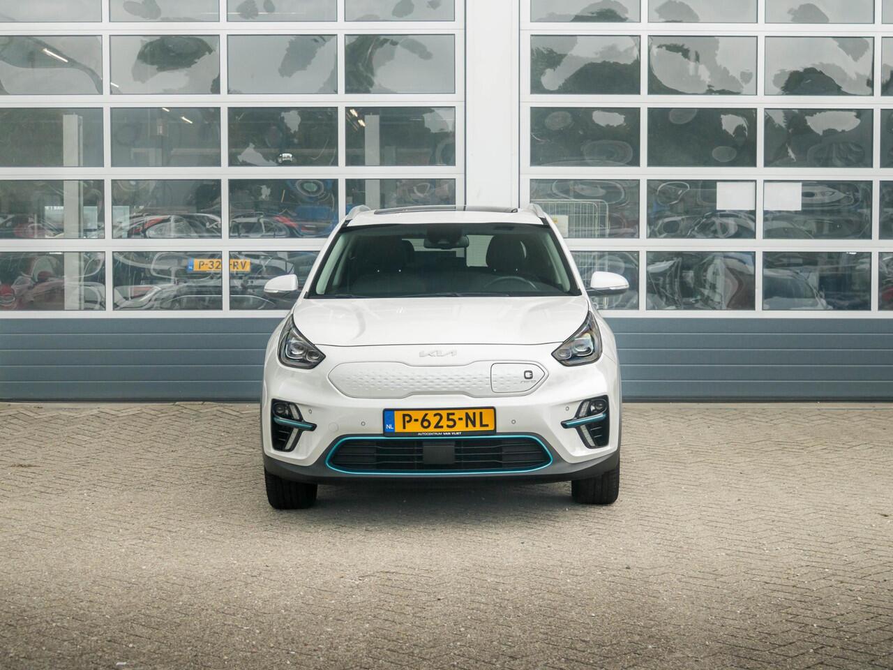 KIA e-Niro DynamicPlusLine 64 kWh l Stoel verwarming l Stuurwiel verwarming l 3 Fase l Trekhaak