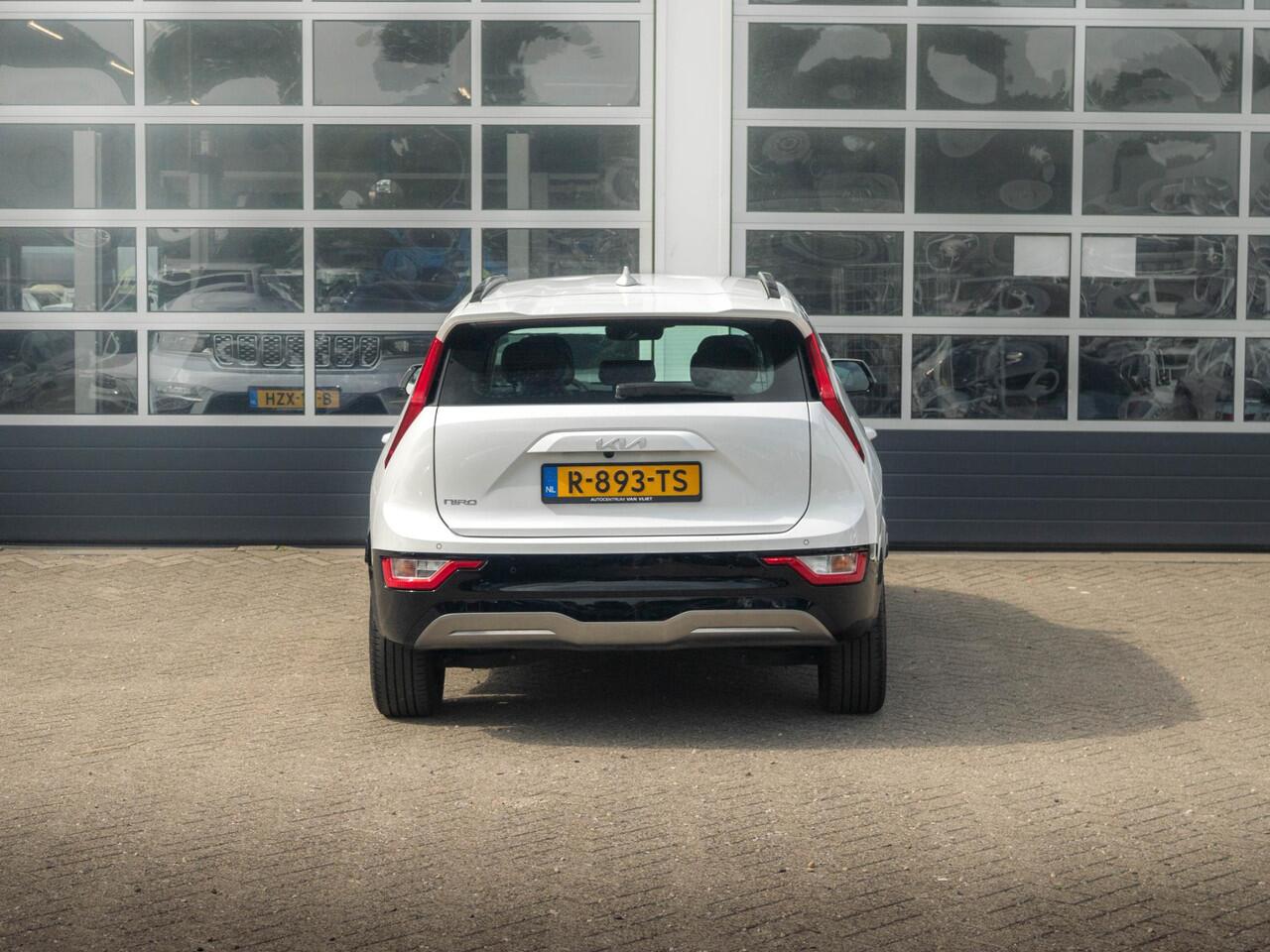 KIA e-Niro EV DynamicLine 64.8 kWh Achteruit rij camera l Apple car play android auto