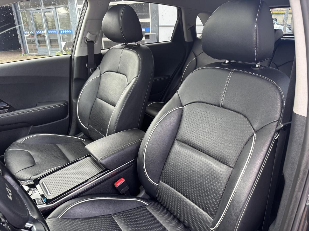 KIA e-Niro ExecutiveLine 64 kWh Navi/Camera/Open Dak/Lederen bekleding/GEEN AFLEVERKOSTEN