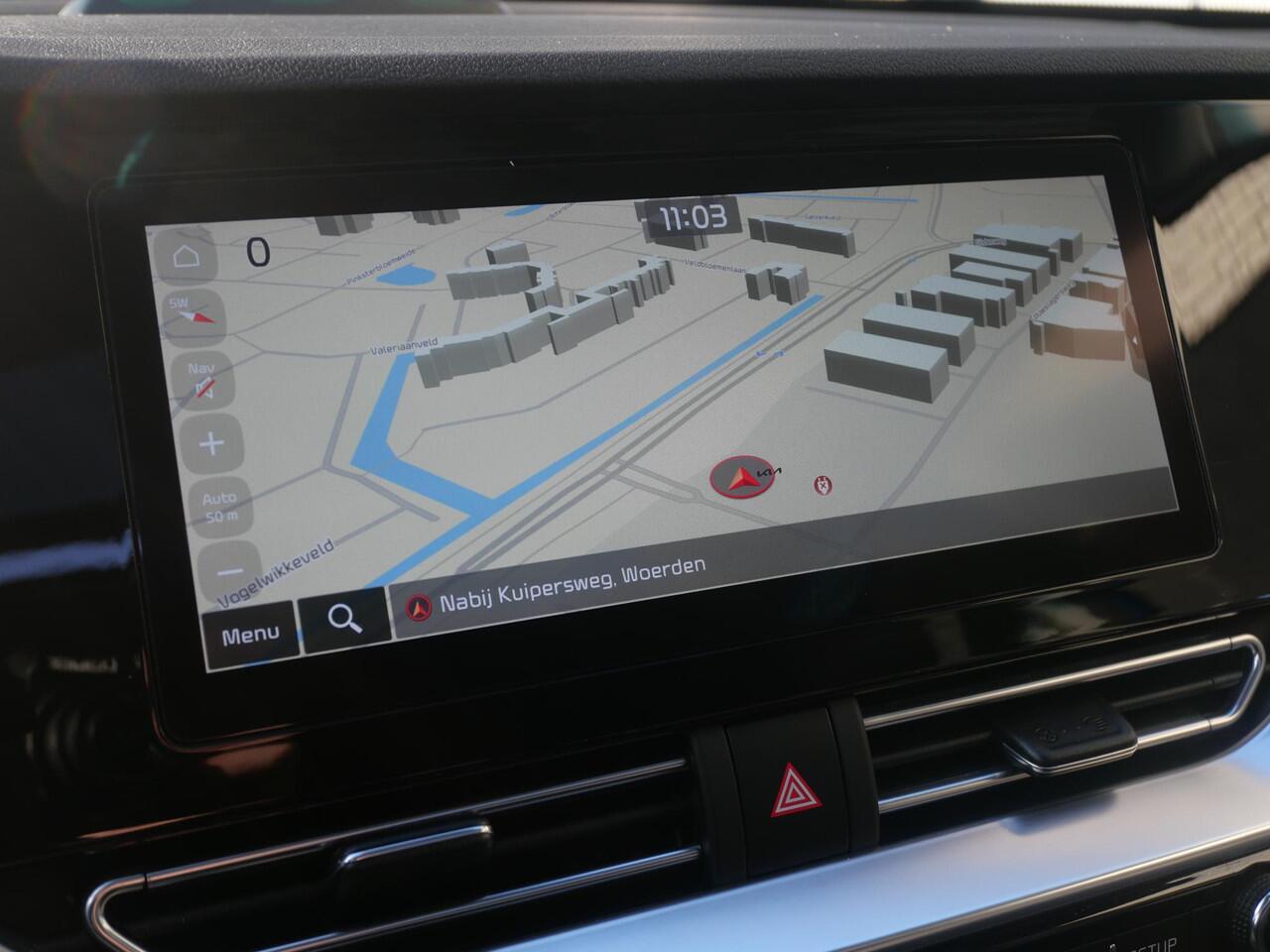 KIA e-Niro DynamicPlusLine 64 kWh | Cruise | Clima | Camera | Carplay | Navi | keyless | stoel-stuurverwarming | Schuif-kanteldak |