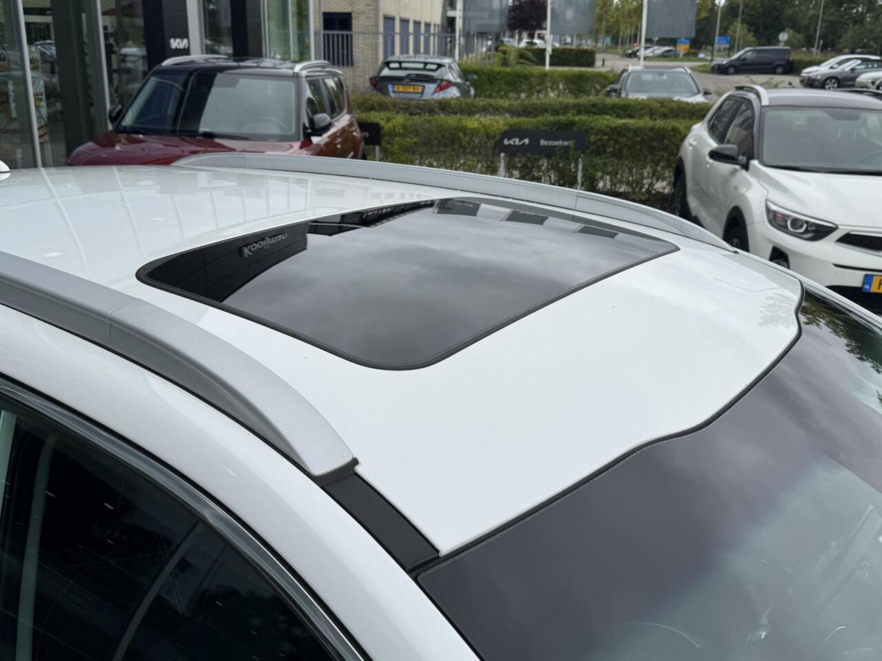 KIA e-Niro ExecutiveLine 64 kWh | Stoel en Stuurverwarming | Stoel Ventilatie | Warmtepomp | Schuif-/Kantel dak