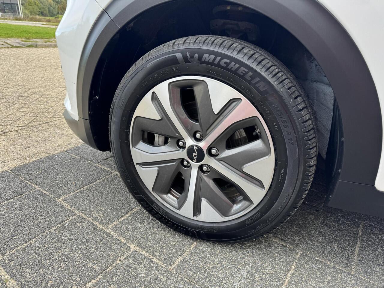 KIA e-Niro ExecutiveLine 64 kWh Eerste Eigenaar, Dealeronderhouden, Stoelventilatie/Verwarming, Enz...