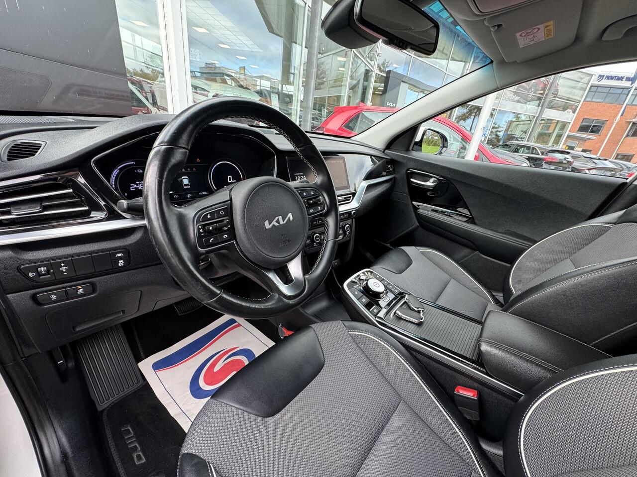 KIA e-Niro ExecutiveLine 64 kWh Eerste Eigenaar, Dealeronderhouden, Stoelventilatie/Verwarming, Enz...