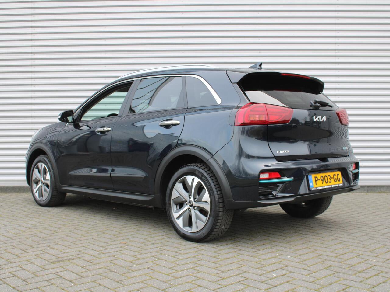 KIA e-Niro Edition 64 kWh | Stuur-/stoelverwarming | Camera | 17" LM | Clima | Cruise adapt. | PDC | Keyless | Navi |