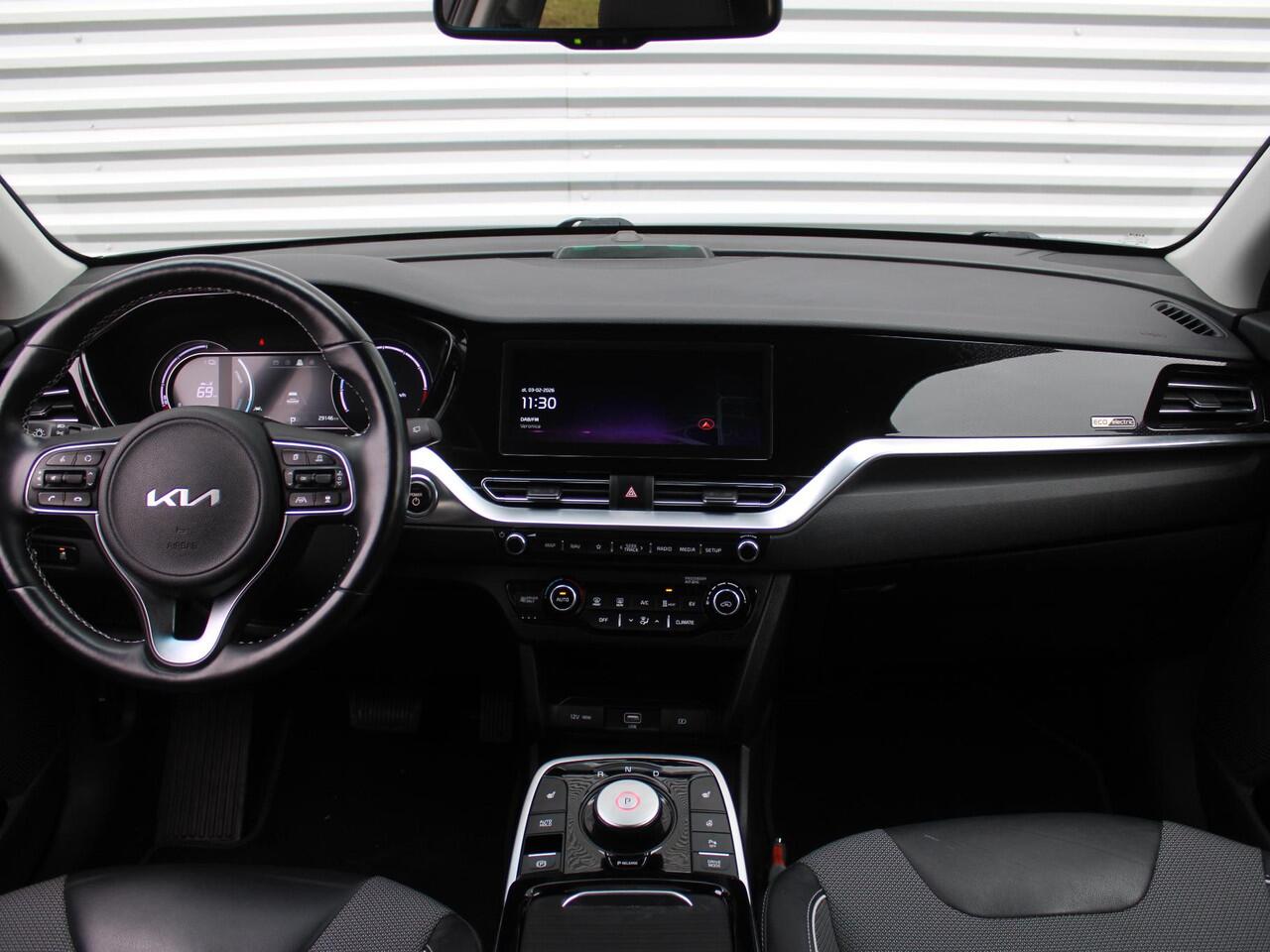 KIA e-Niro Edition 64 kWh | Stuur-/stoelverwarming | Camera | 17" LM | Clima | Cruise adapt. | PDC | Keyless | Navi |