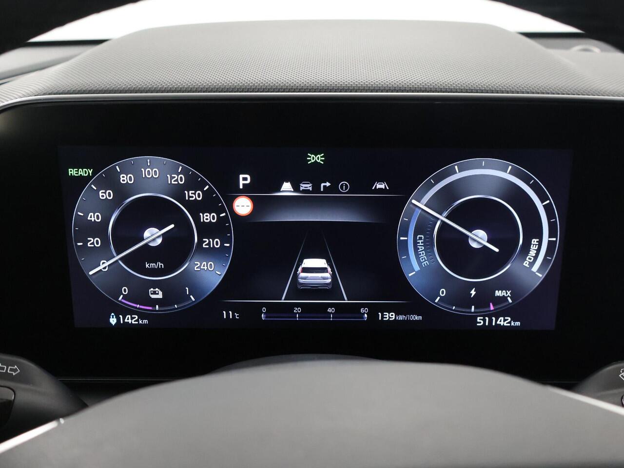 KIA e-Niro EV DynamicPlusLine 64.8 kWh | Panoramadak | Stoel/Stuurwielverwarming | Head-Up Display | Dodehoek Detectie |