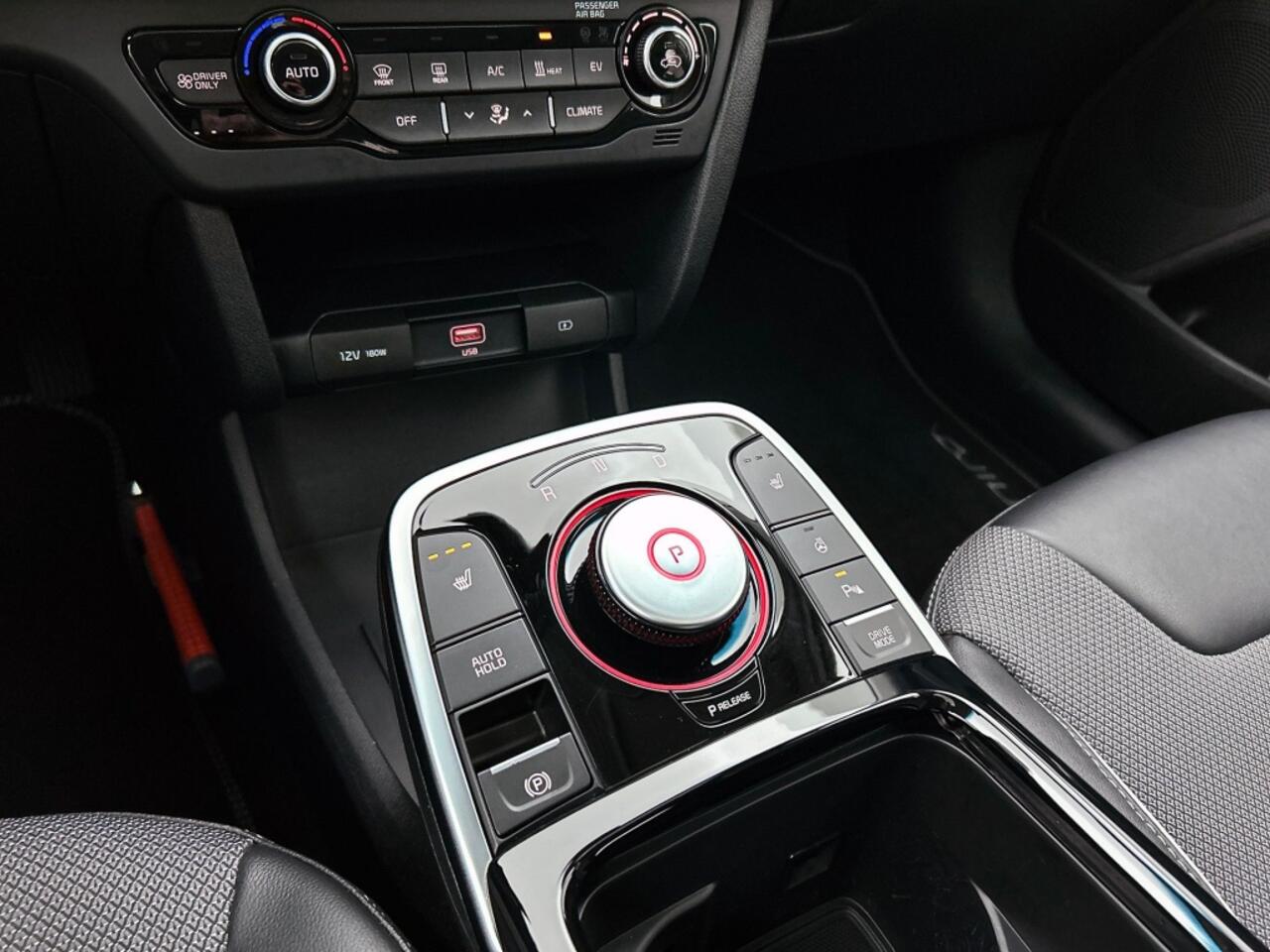 KIA e-Niro DynamicPlusLine 64 kWh | 3-fase | Schuif/kanteldak