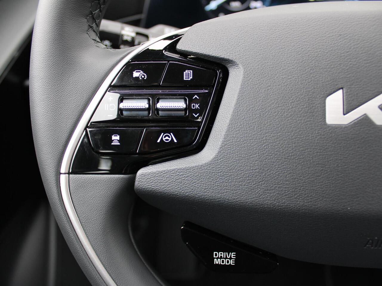 KIA e-Niro EV ComfortLine 64.8 kWh | 17" LM | Camera | Cruise adapt. | Clima | Navi |