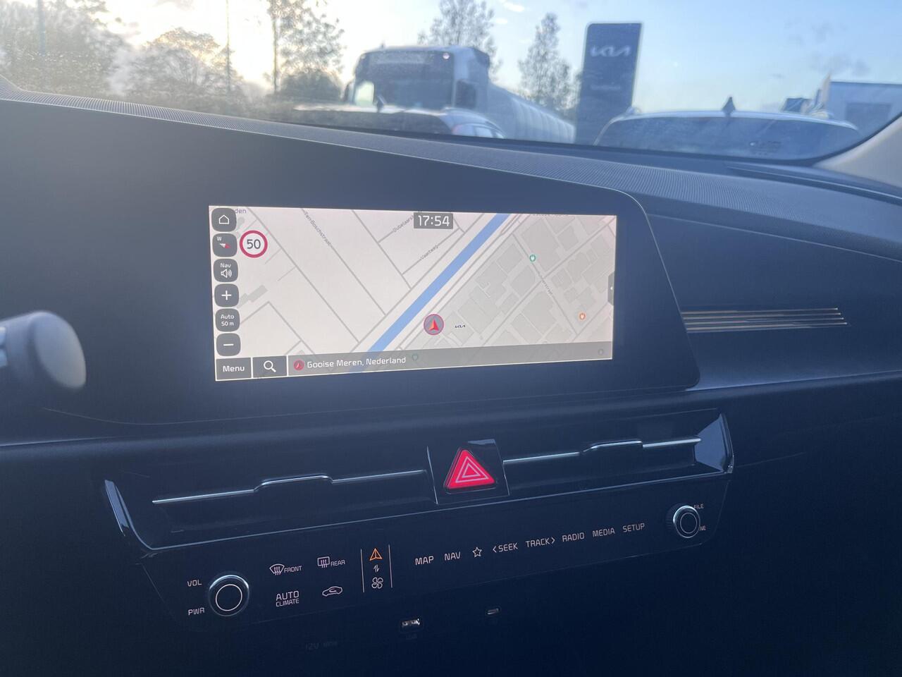 KIA e-Niro EV DynamicPlusLine 64.8 kWh Schuifdak|Camera|Nav|Lmv|