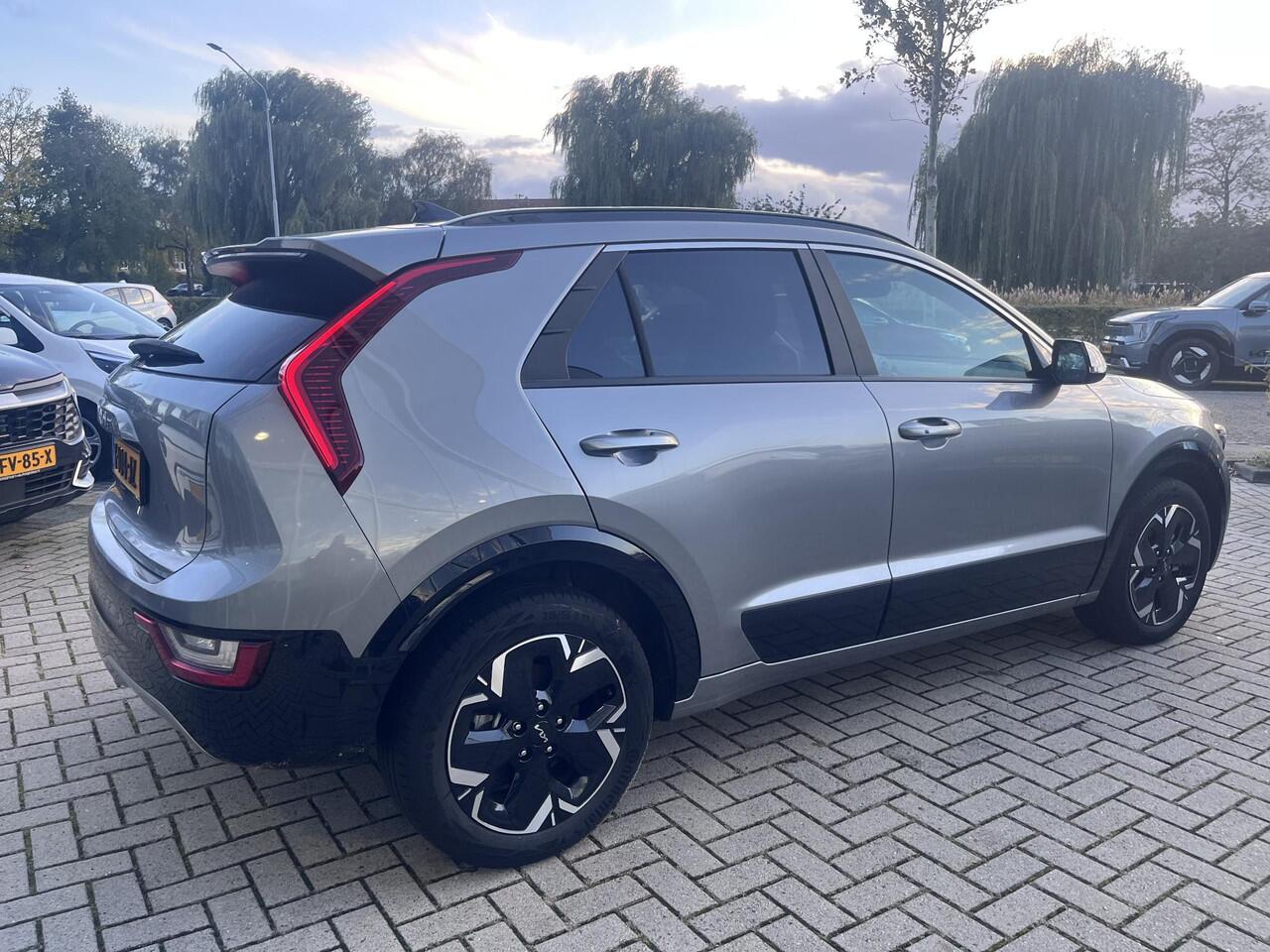 KIA e-Niro EV DynamicPlusLine 64.8 kWh Schuifdak|Camera|Nav|Lmv|