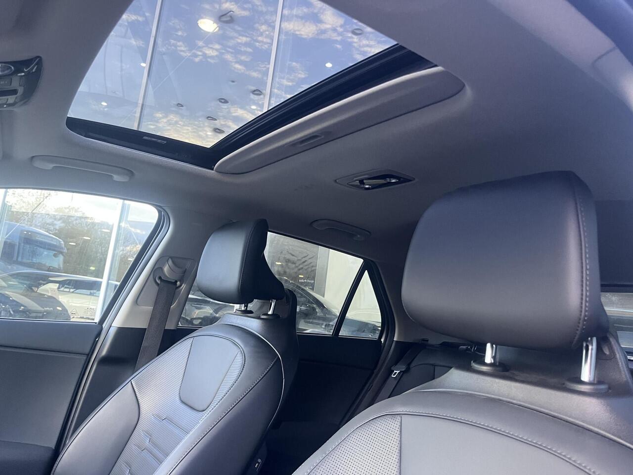 KIA e-Niro EV DynamicPlusLine 64.8 kWh Schuifdak|Camera|Nav|Lmv|