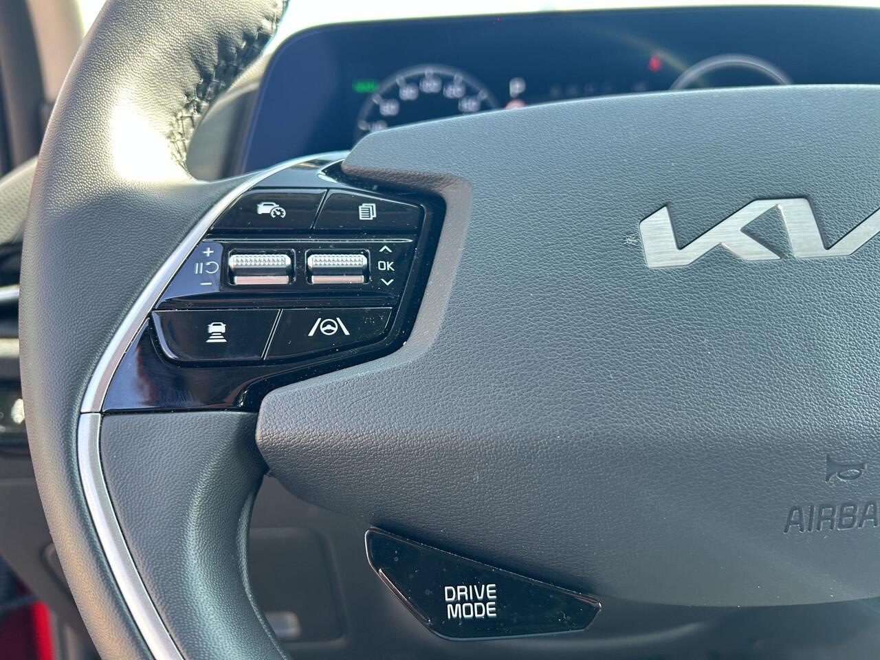 KIA e-Niro EV DynamicPlusLine 64.8 kWh | HUD | Cruise | Camera | Open Dak | Stoel & Stuurverwarming | Key-Less | H-Leder |