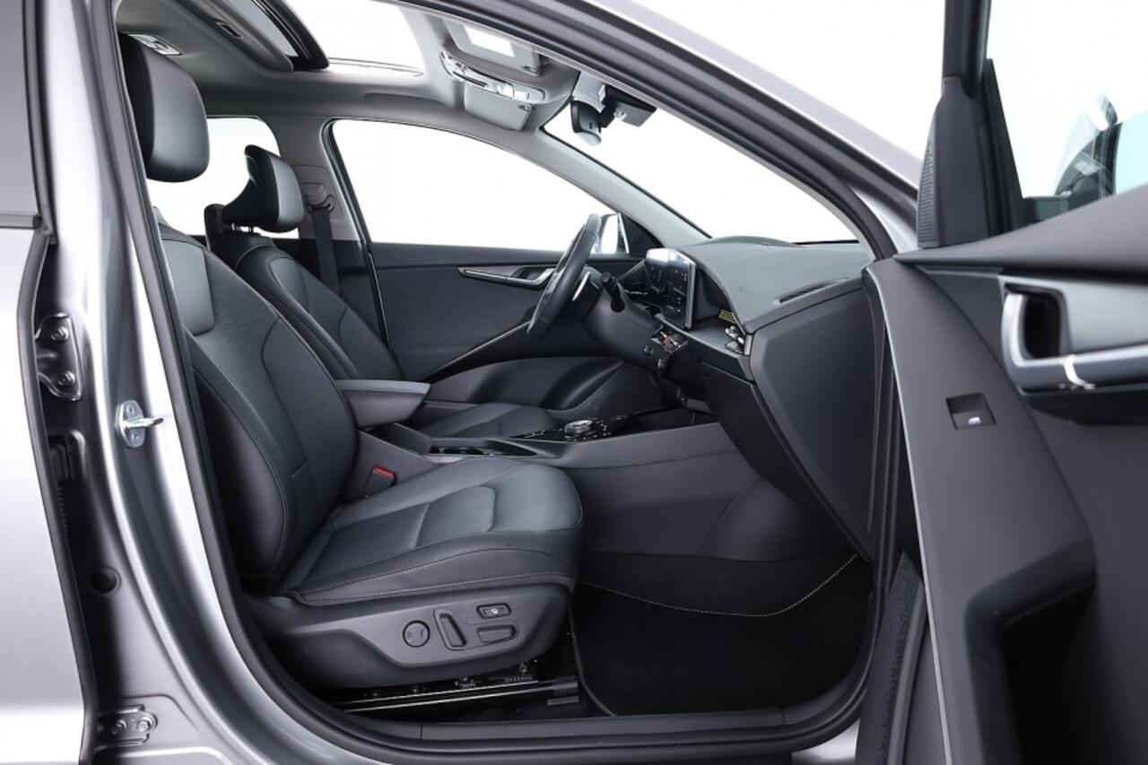 KIA e-Niro EV ExecutiveLine 64.8 kWh | SCHUIFDAK | Head-Up | EL. STOEL ? 1e Eigenaar