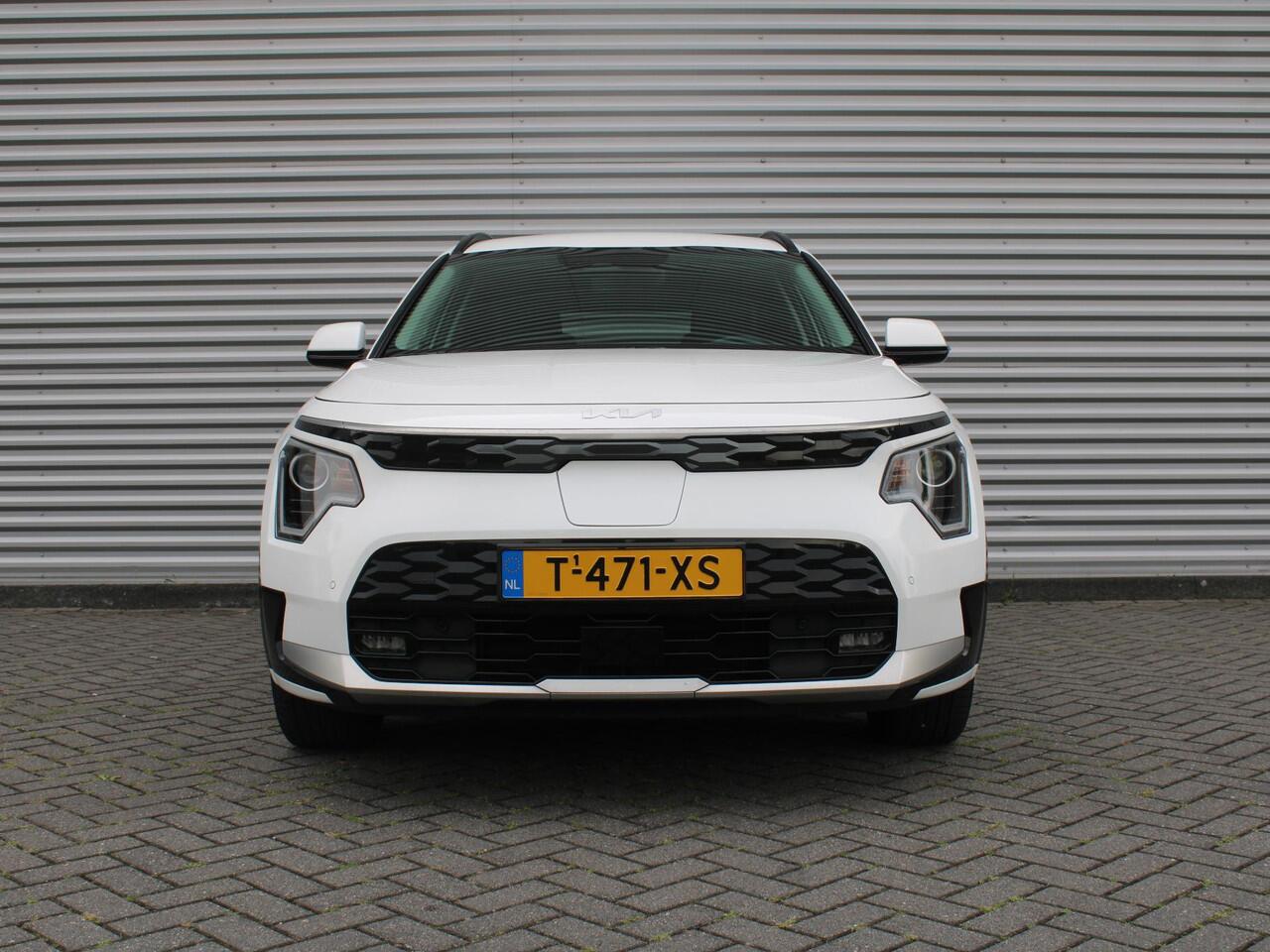 KIA e-Niro EV Edition 64.8 kWh | Stuur-/stoelverwarming | Camera | Cruise adapt. | Navi | 17" LM | Clima |