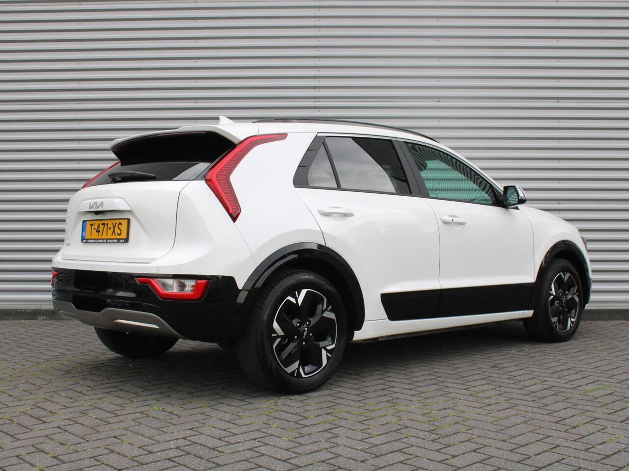 KIA e-Niro EV Edition 64.8 kWh | Stuur-/stoelverwarming | Camera | Cruise adapt. | Navi | 17" LM | Clima |