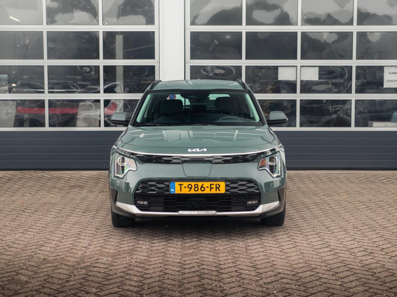 KIA e-Niro EV DynamicLine 64.8 kWh l Navigatie l Parkeersensoren l SOH 96% l