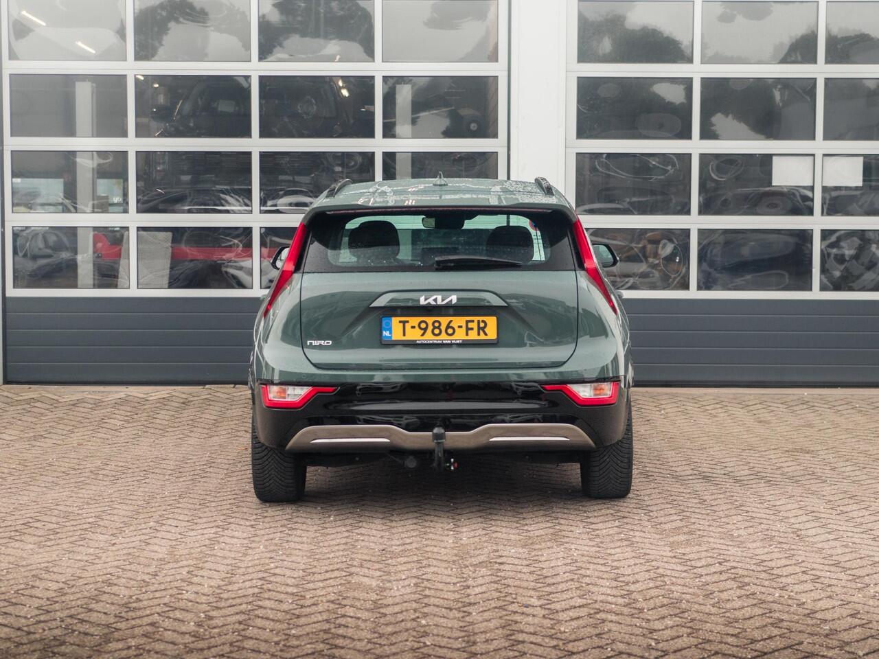 KIA e-Niro EV DynamicLine 64.8 kWh l Navigatie l Parkeersensoren l SOH 96% l