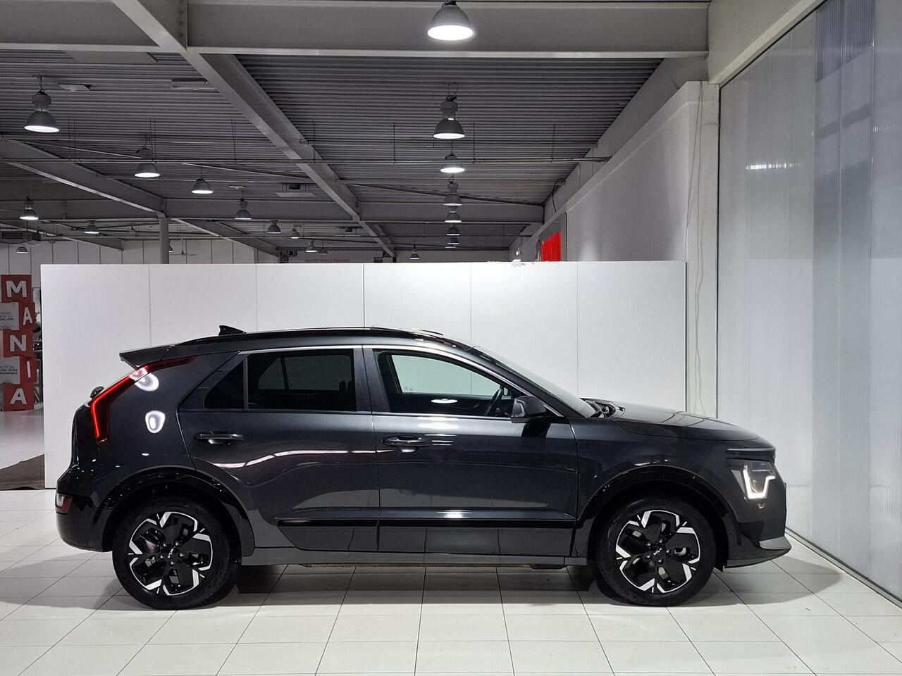 KIA e-Niro EV DynamicPlusLine 64.8 kWh Stoel en Stuur verwarming, Schuif / kantel dak, Apple Carplay/Android Auto