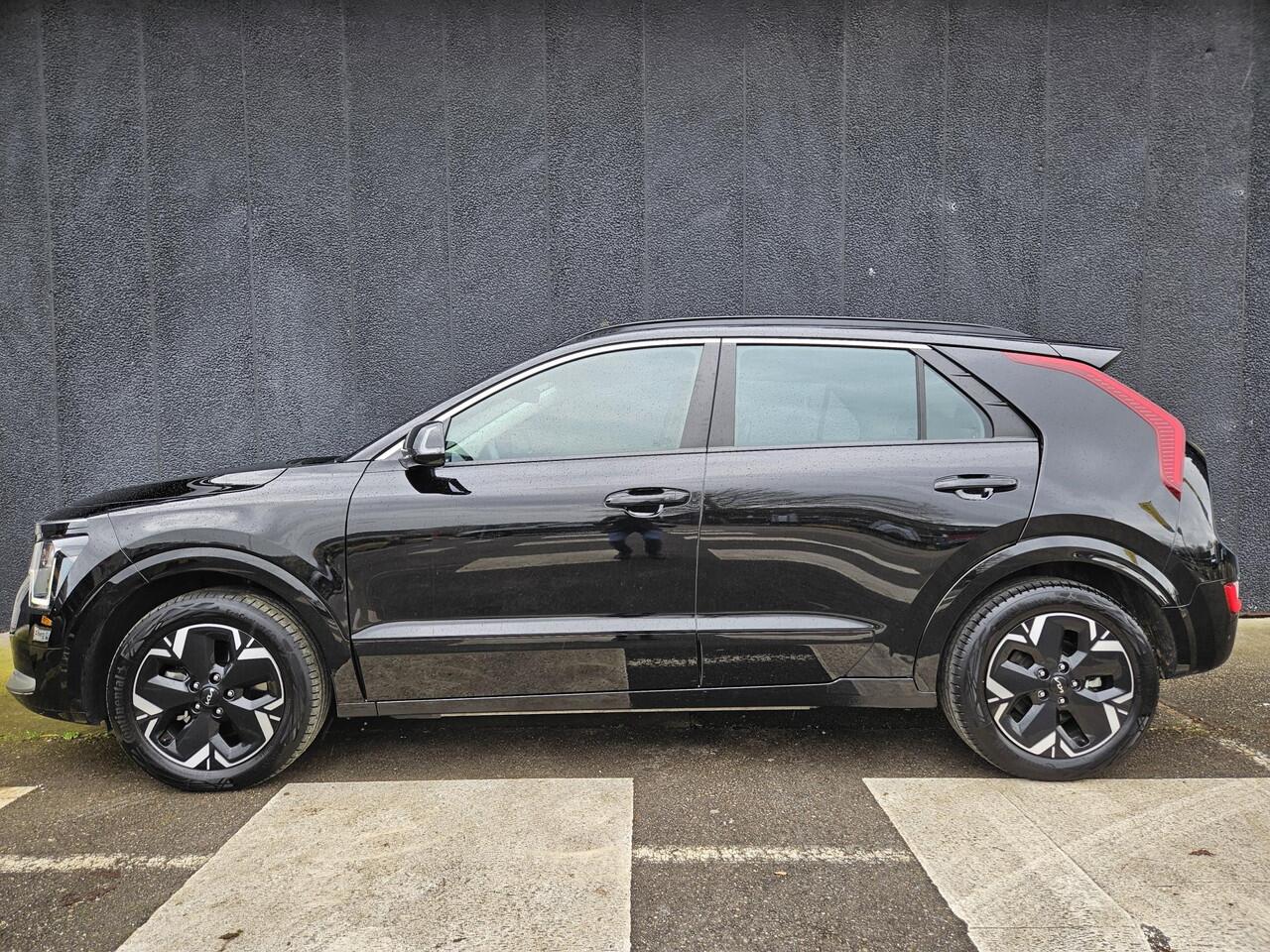 KIA e-Niro EV DynamicLine 64.8 kWh | Automaat | Camera | Navi | H-Leder | Apple Carplay/Android Auto | Key-Less | Clima | 17" Velgen | PDC | Cruise | LED |