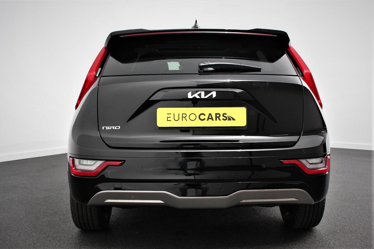 KIA e-Niro EV DynamicPlusLine 64.8 kWh Nieuw Model! | Navigatie | Half Leder | Schuif-kantel dak | Electrisch bedienbare achterklep | DAB | Led | Camera