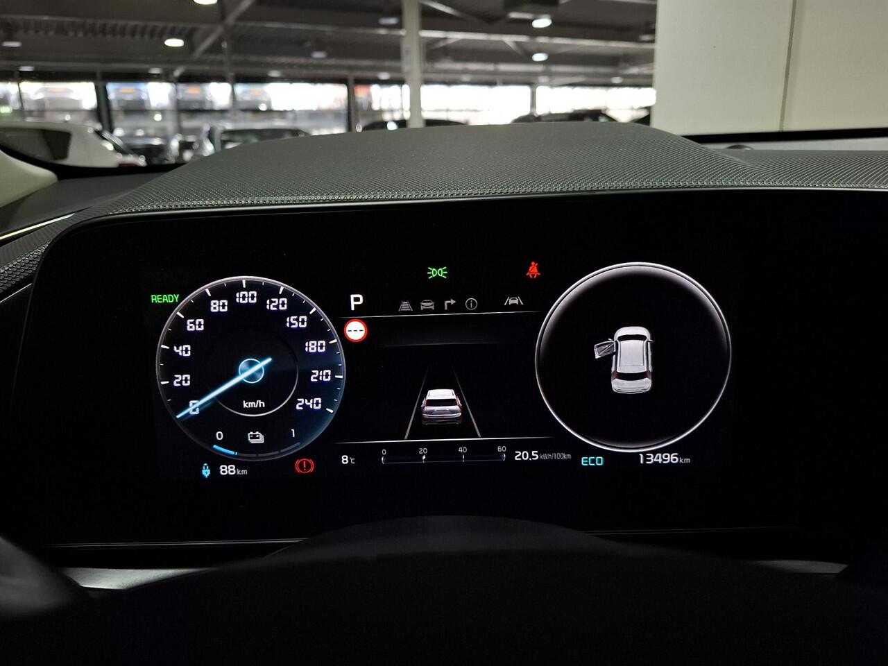 KIA e-Niro EV Edition 64.8 kWh Apple Carplay/Android Auto, Stoel en Stuur Verwarming, Navigatie, Camera.