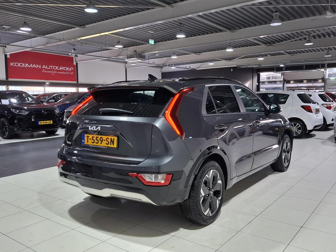 KIA e-Niro EV Edition 64.8 kWh Apple Carplay/Android Auto, Stoel en Stuur Verwarming, Navigatie, Camera.